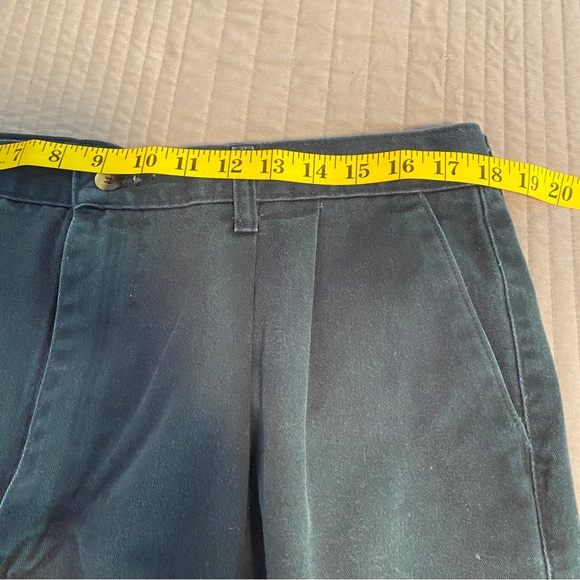 Timber Creek by Wrangler Men’s Navy Front Pleated Shorts. Size 36 - Picture 6 of 10